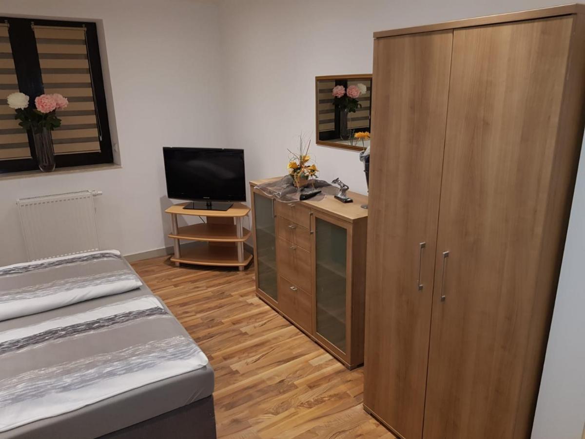 Ferienhaus Ixheim Bitscher Str.70 Zweibruecken Luaran gambar